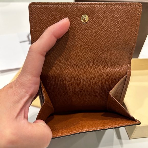 Authentic Louis Vuitton Bifold wallet - Picture 6 of 10